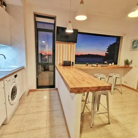 Espectacular Apartamento, A Pie De Playa En Samil. Διαμέρισμα *
